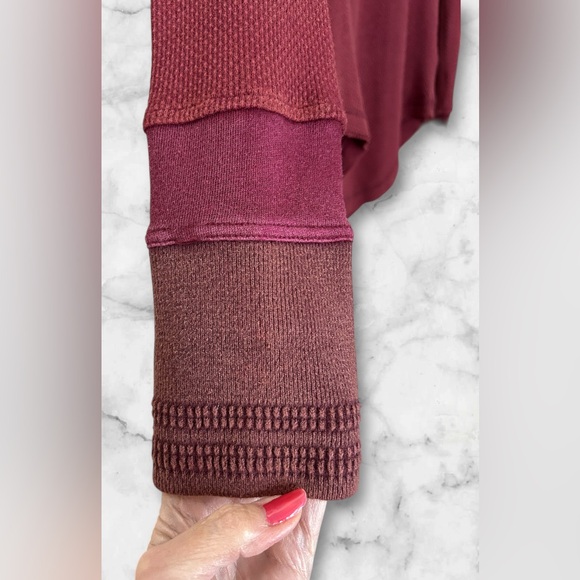Free People We The Free Sunnie Valley Cuff Thermal Top Boho Maroon Rust Size M - Picture 4 of 14